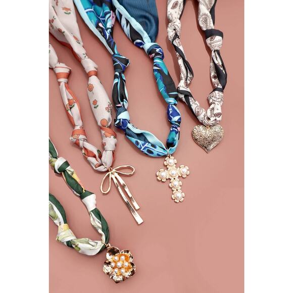 Black White Heart Knotted Scarf Layering Necklace with Crystal Heart Charm - Picture 4 of 6